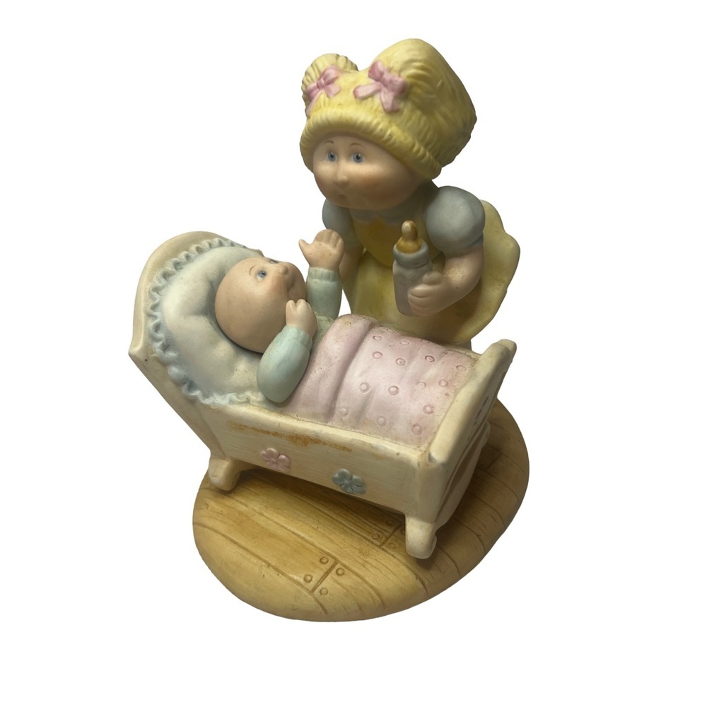 Vintage Adorable Cabbage Patch Figurine “Rock a Bye”